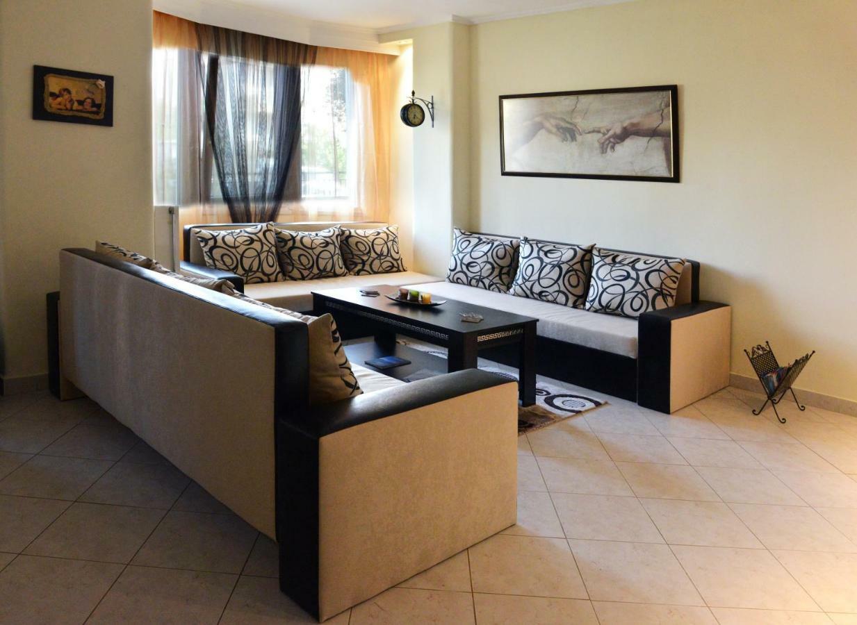 Apartamento Thesshouse Pefka Fk Tesalónica Exterior foto